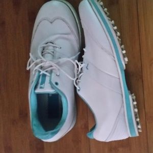 True Linkswear golf shoes